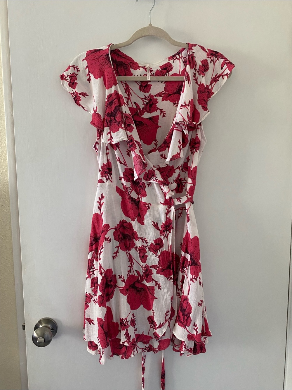 Free People Mini Wrap Sun Dress Floral Print Tomato Girl Date Night Size Medium